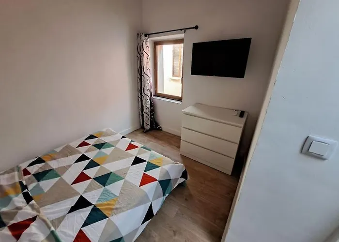 Budgetbnb Petit Duplex Centre Medieval 아파트 *